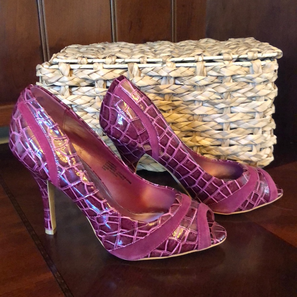 White House Black Market Peek Toe Heels